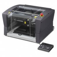 Гравировальный станок Roland Desktop Engraver DE-3U (арт. Desktop Engraver DE-3U)